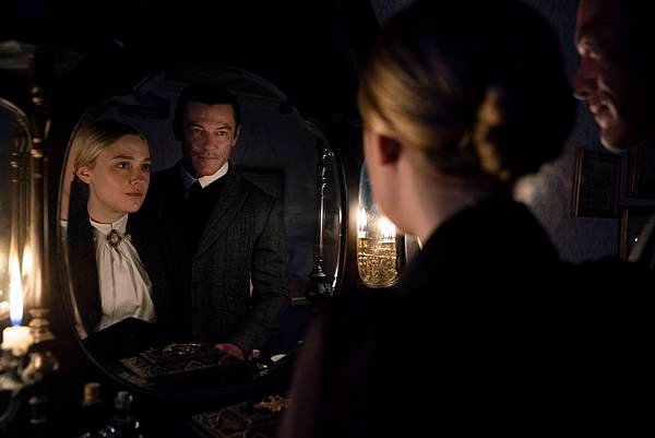 the-alienist-angel-of-darkness_33.jpg