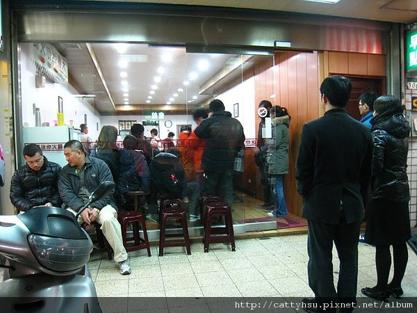 IMG_0465 天喜迷你火鍋-人潮等候中_resize.JPG