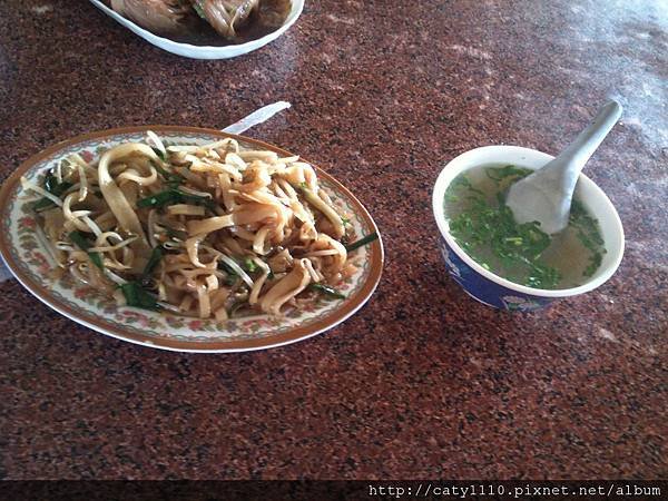 阿城粄條，炒粄條+湯