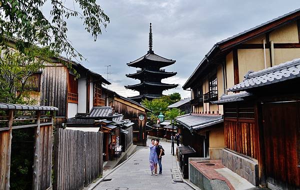 Kyoto_Gion_Shinbashi_Pagode_1.jpg