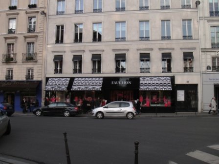 D5_38 Fauchon behind Madeleine.JPG