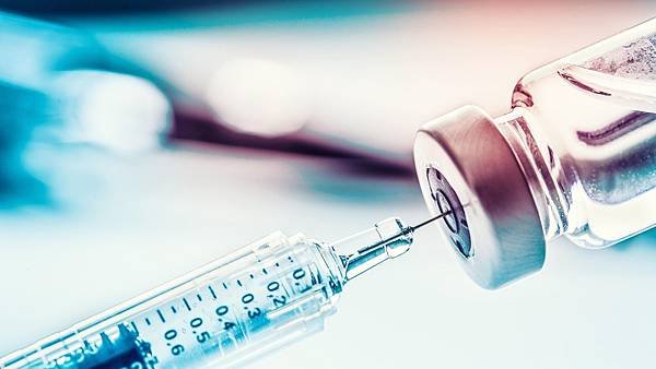 vaccine-5439120_1920.jpg