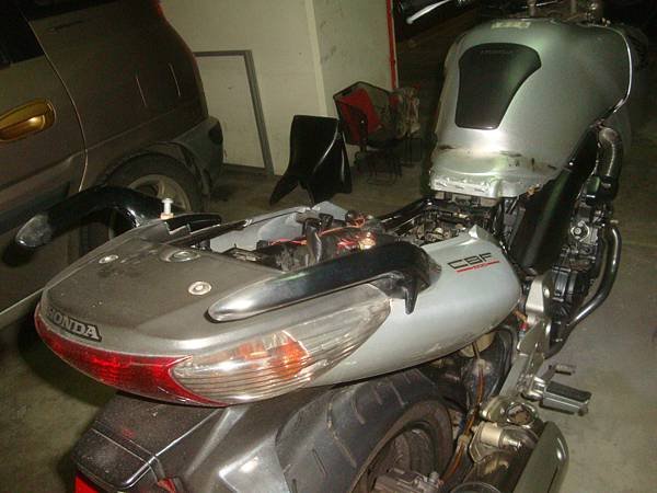 CBF600S 2004 電系異常的故障查修