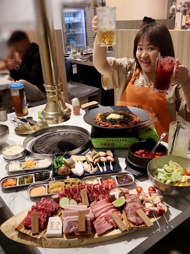 『GogiGogi韓式燒肉』桃園藝文店，韓式頂級切骨牛小排饗