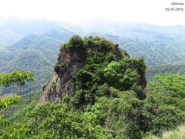 五寮尖步道.峭壁雄風