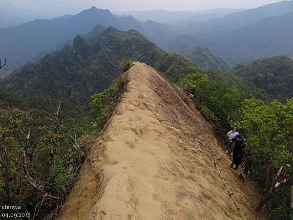 皇帝殿步道.東峰