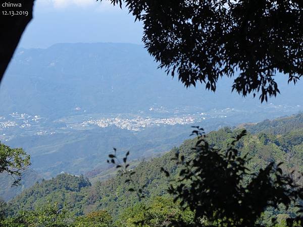 馬那邦山.古戰場紀念碑