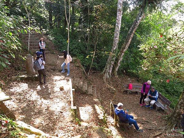 馬那邦山.古戰場紀念碑