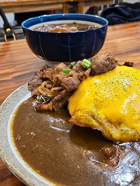肥滋滋牛肉麵專賣店，專業製作的牛筋。
