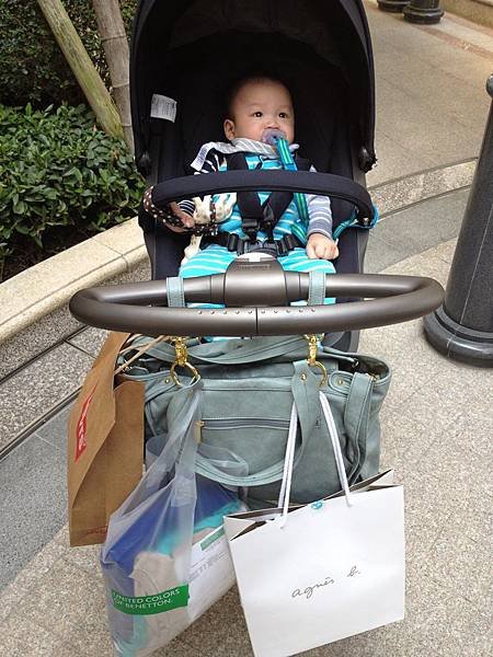 ▌1Y4M▐ 第一台推車 ~ Stokke Xplory ~ 紀念特輯