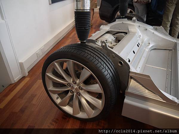 tesla denmark (9)