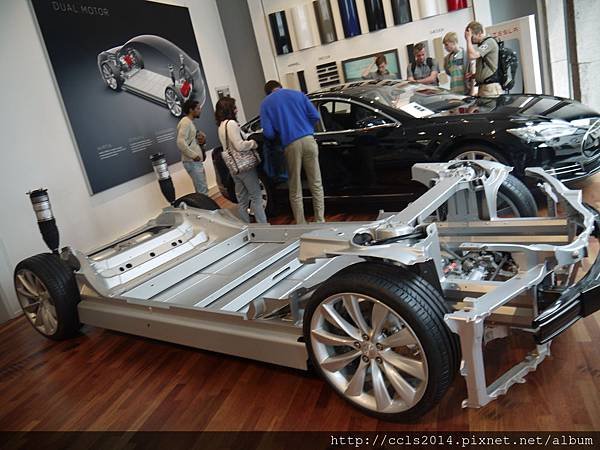 tesla denmark (10)