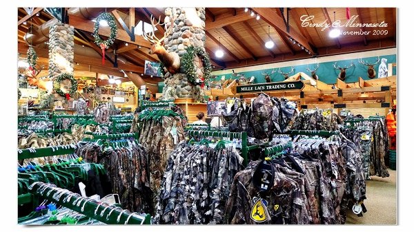 Cabela&apos;s-04.jpg