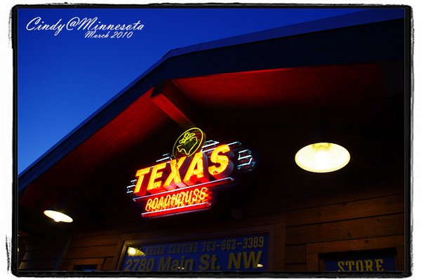 Texas Rosdhouse-03.jpg