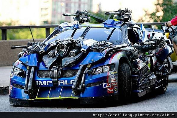 Transformers-Dark-of-the-Moon-Car-Picture-nascar-wrecker.jpg