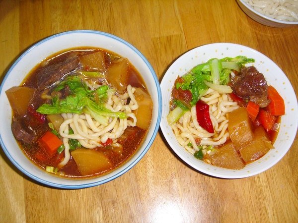 紅燒牛肉麵2007-3-13.JPG