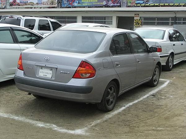 TOYOTA PRIUS I 右駕 (2)