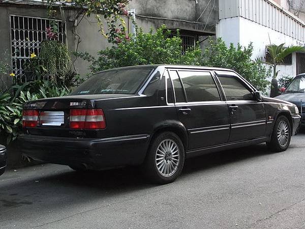 VOLVO 960 Executive 後期型 (2)