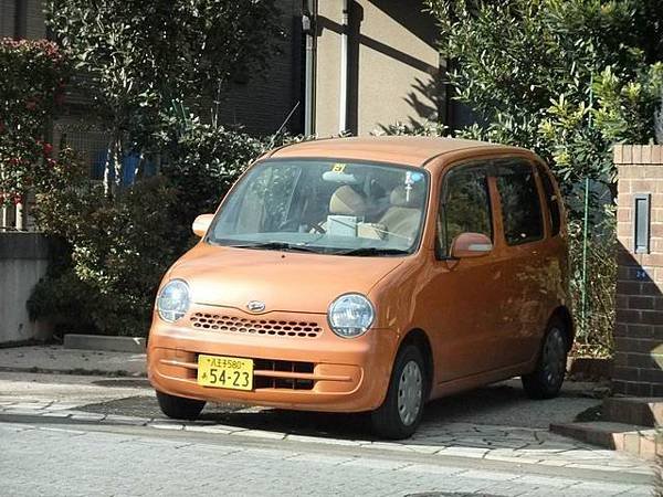 DAIHATSU MOVE Latte (1)