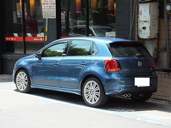 Volkswagen Polo V BlueMotion GT (7)