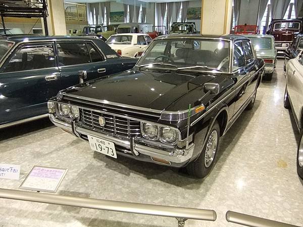 TOYOTA CROWN MS60