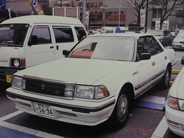 TOYOTA CROWN S130 3000 RoyalSaloon (1)