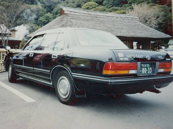 TOYOTA CROWN S130 Sedan SuperDeluxe 計程車 (2)