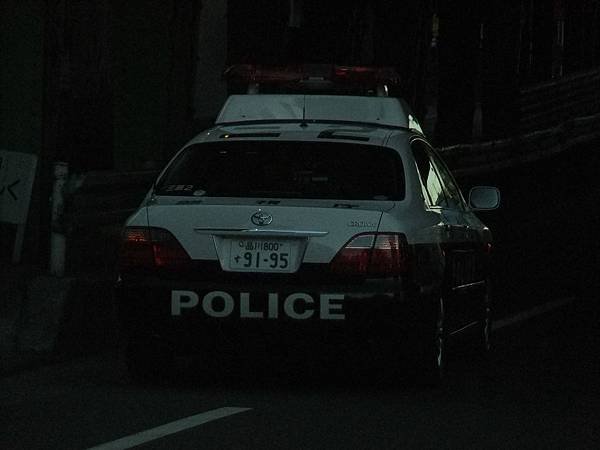 TOYOTA S180 CROWN 警車 (2)