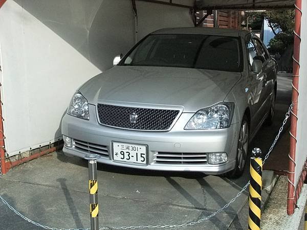 TOYOTA S180 CROWN Athlete (4)