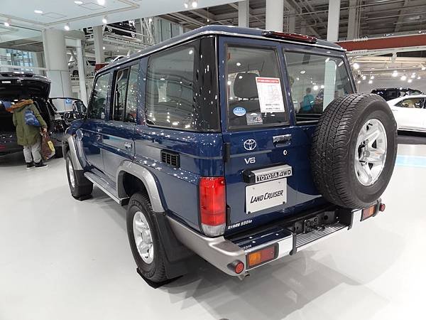 TOYOTA LAND CRUISER LC70 復刻 (9).JPG