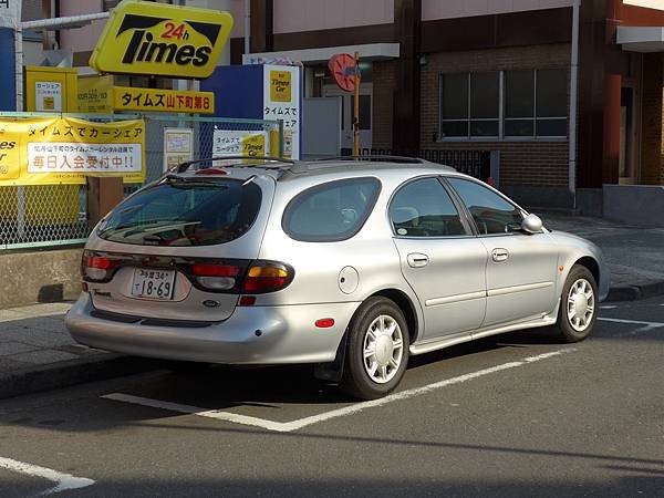 FORD TAURUS III 後期型 Wagon (2)