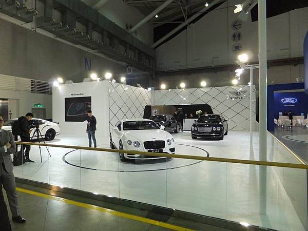 Bentley 2015 臺北車展 (11).JPG