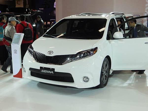 TOYOTA 2015 臺北車展 (30).JPG