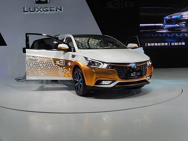 LUXGEN 2015 臺北車展 (5).JPG