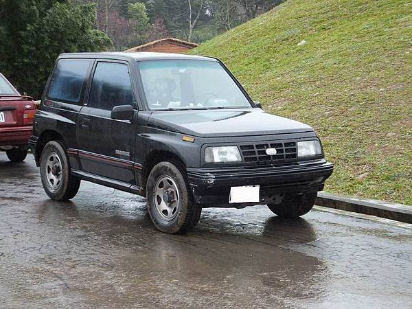 GEO TRACKER LSi (1)