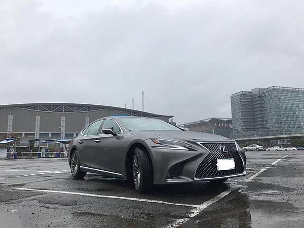 LEXUS C50 LS500h by 節省黃 (2).jpg