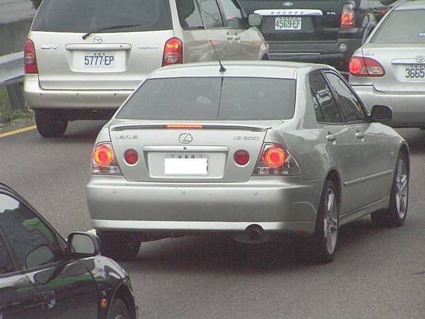 LEXUS IS300.JPG