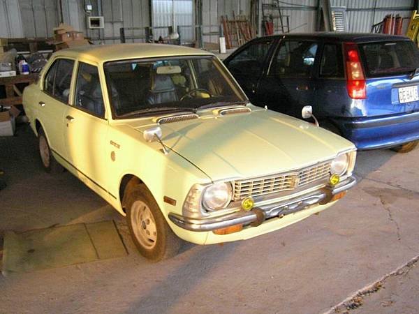 TOYOTA COROLLA E20 (21).JPG