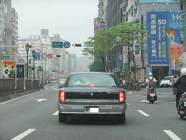 Oldsmobile 98 XII (1).JPG