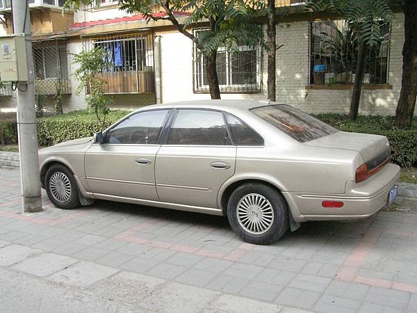 INFINITI P50 Q45 (K11).JPG