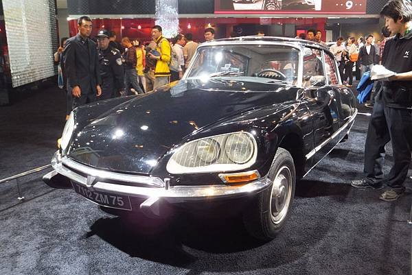 CITROEN-DS (1).JPG