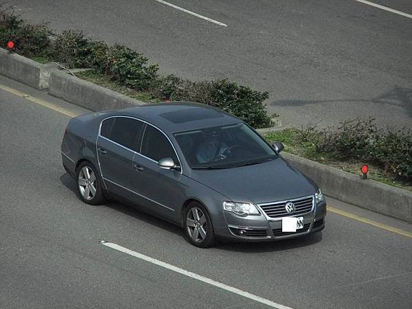 Volkswagen B6 PASSAT 3.2 4Motion (1).JPG