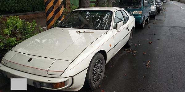 PORSCHE 924 by Yvre (1).jpg