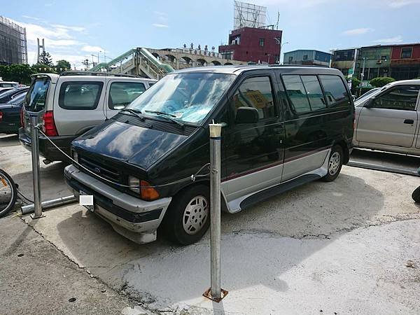 FORD AEROSTAR by 黃 (1).jpg