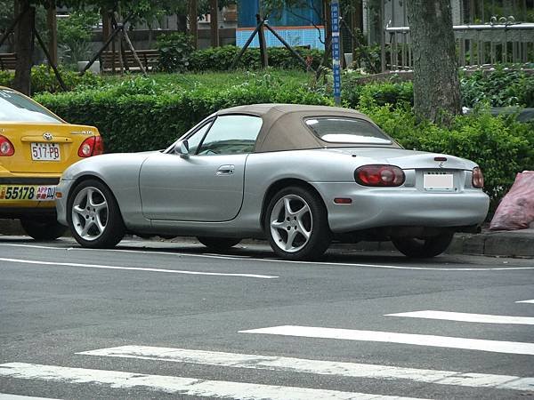 MAZDA MX-5 NBB (2).JPG