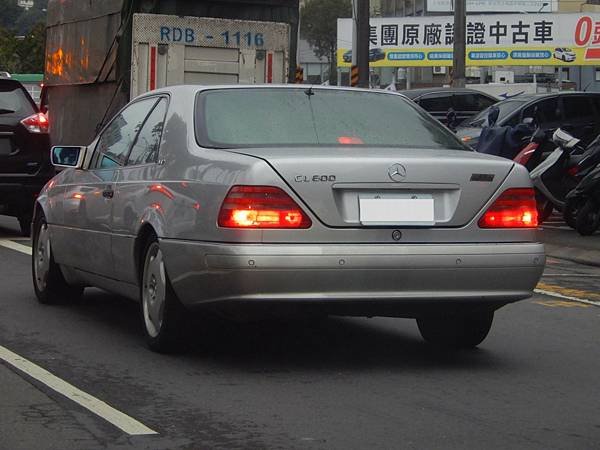 Mercedes-Benz C140 CL600 (2).JPG