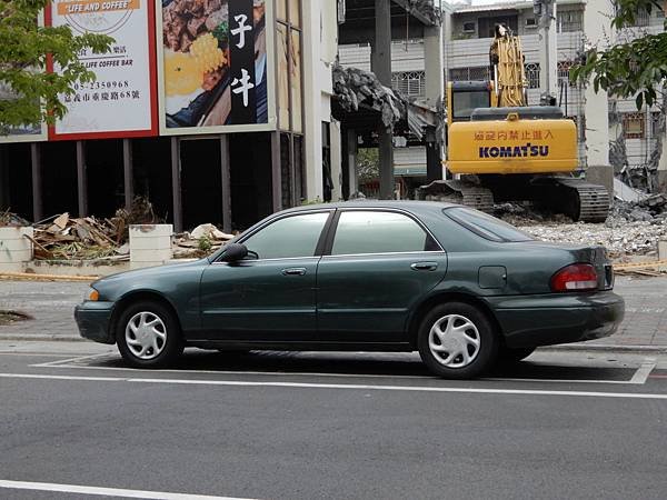 MAZDA 626 V (10).JPG