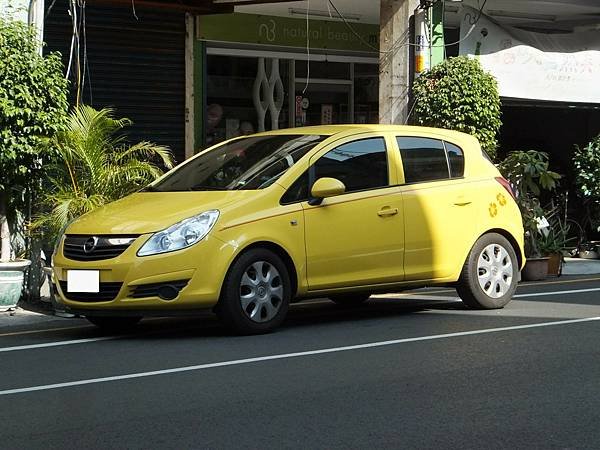 OPEL CORSA D (2).JPG