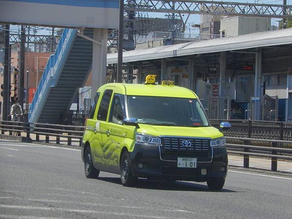 海外街拍(日本靜岡縣靜岡市)：茶 TAXI