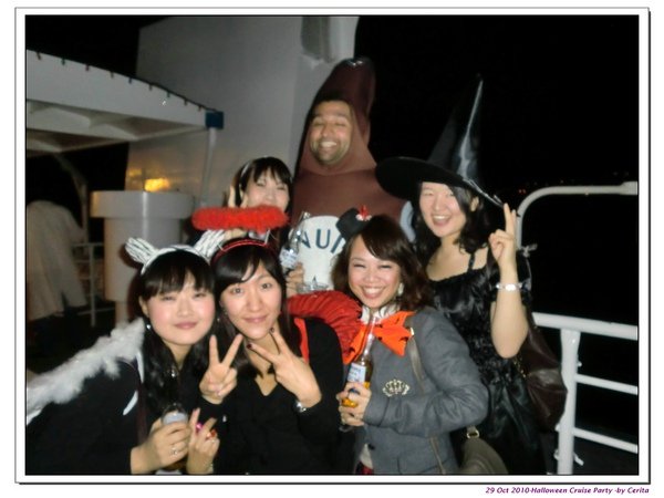 Halloween Cruise Party-beer men.jpg